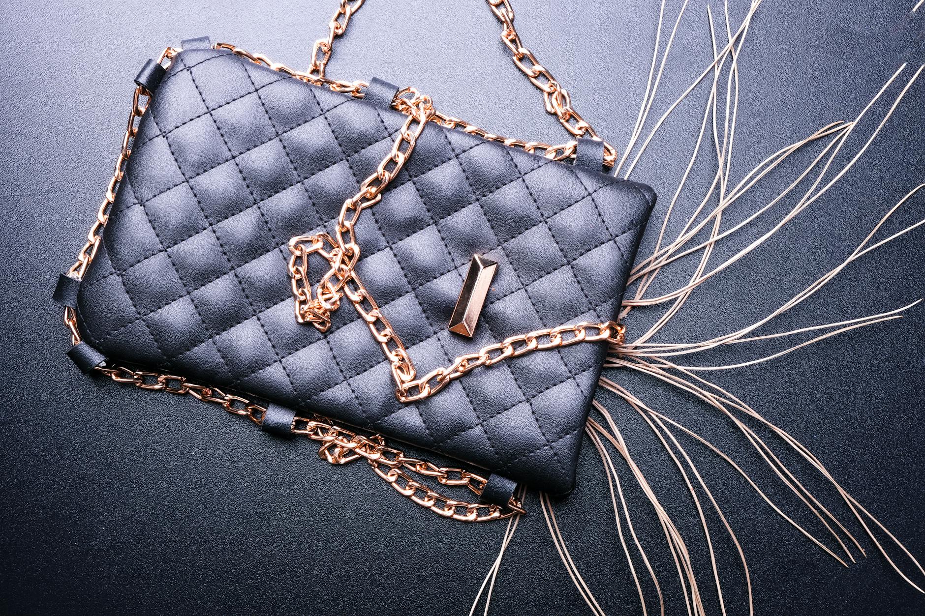 Die besten Taschen für Plus-Size Outfits – Proportionen richtig setzen